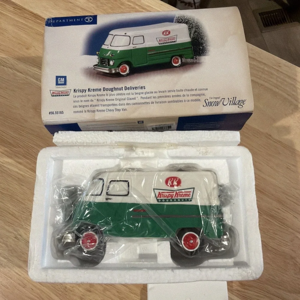 Vtg '02 Dept 56 Snow Village Accessory ~ Krispy Kreme Doughnut Deliveries #55165
